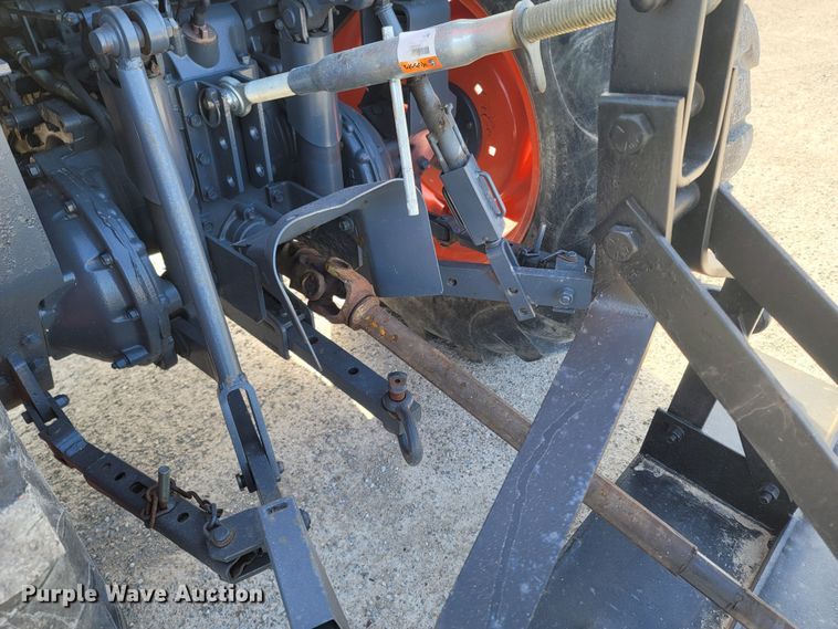 image for item MB9807 Kubota L4740D  MFWD tractor