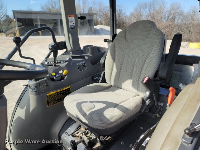 image for item MB9807 Kubota L4740D  MFWD tractor