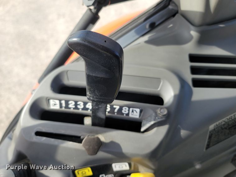 image for item MB9807 Kubota L4740D  MFWD tractor