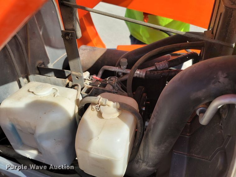 image for item MB9807 Kubota L4740D  MFWD tractor