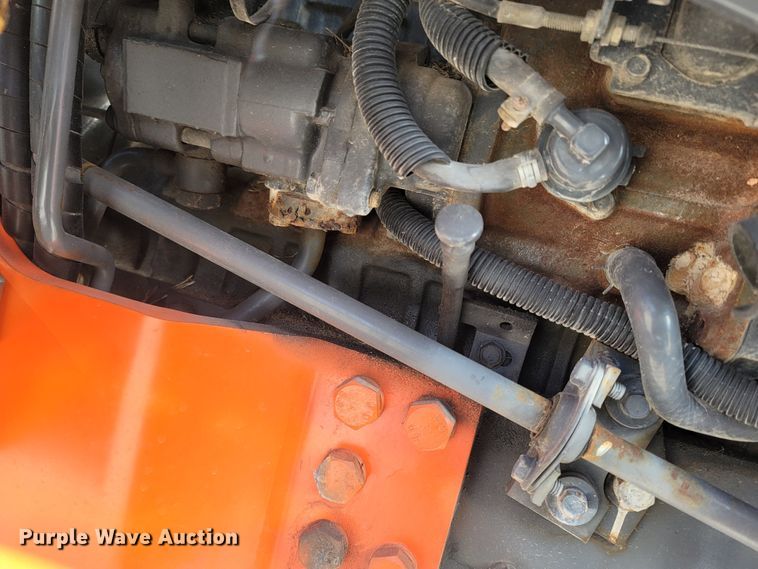 image for item MB9807 Kubota L4740D  MFWD tractor