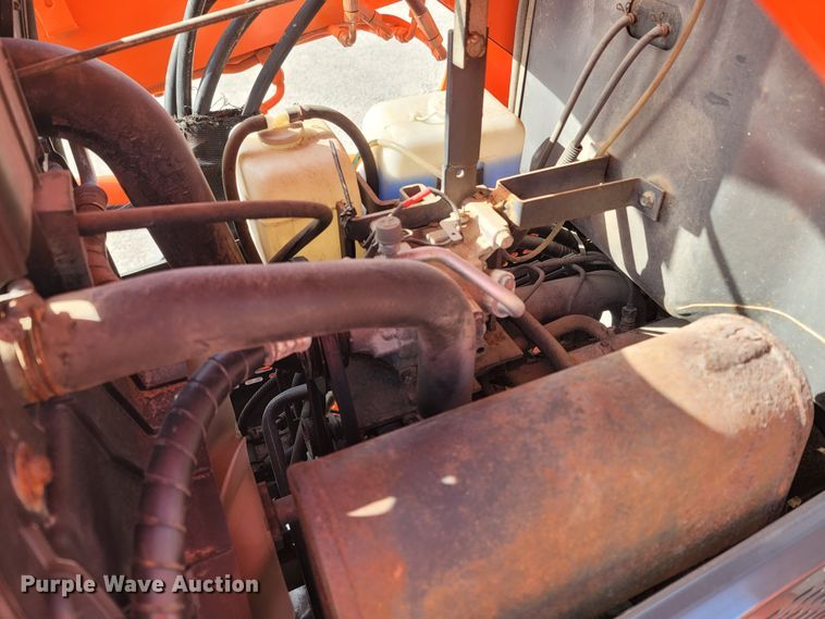 image for item MB9807 Kubota L4740D  MFWD tractor