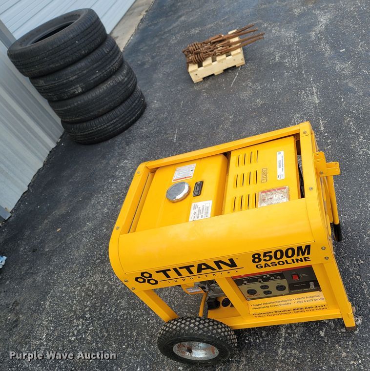 image for item MB9808 Titan 8500  generator