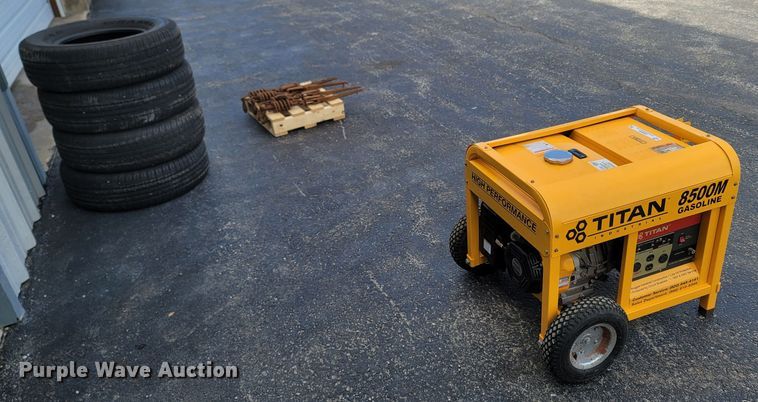 image for item MB9808 Titan 8500  generator