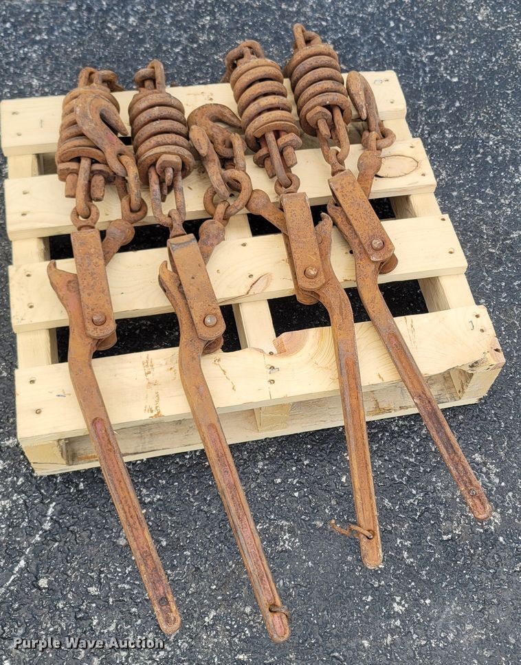 image for item MB9808 Titan 8500  generator