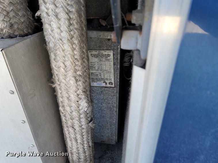 image for item MB9825 1998 Newell  RV