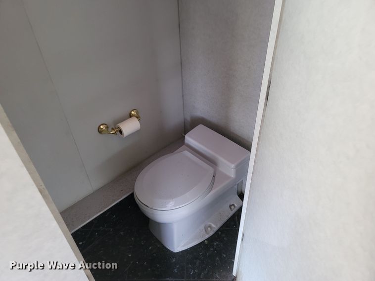 image for item MB9825 1998 Newell  RV