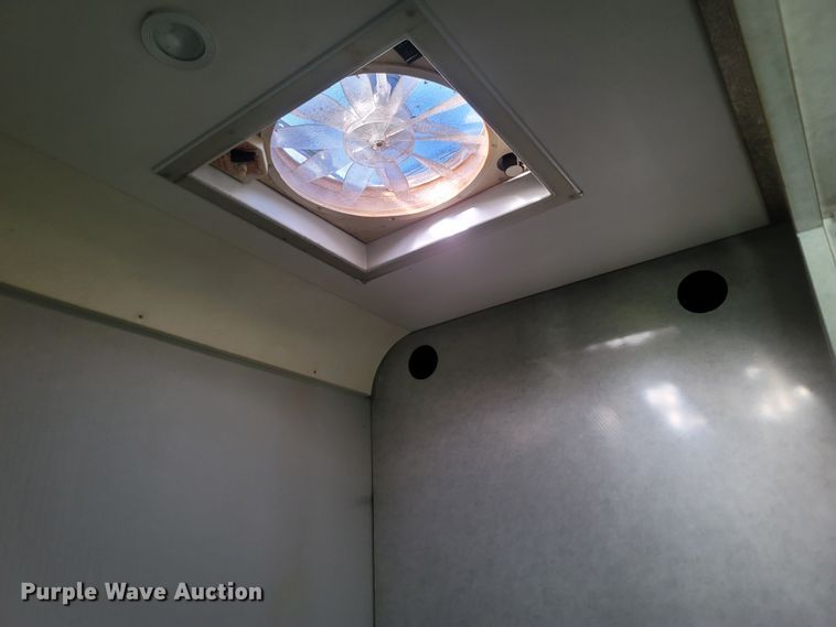 image for item MB9825 1998 Newell  RV