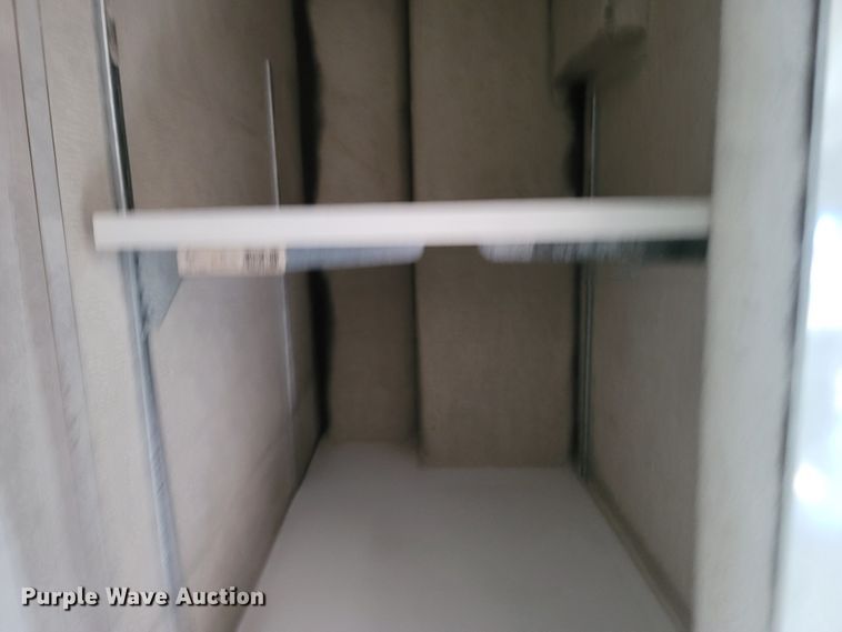 image for item MB9825 1998 Newell  RV