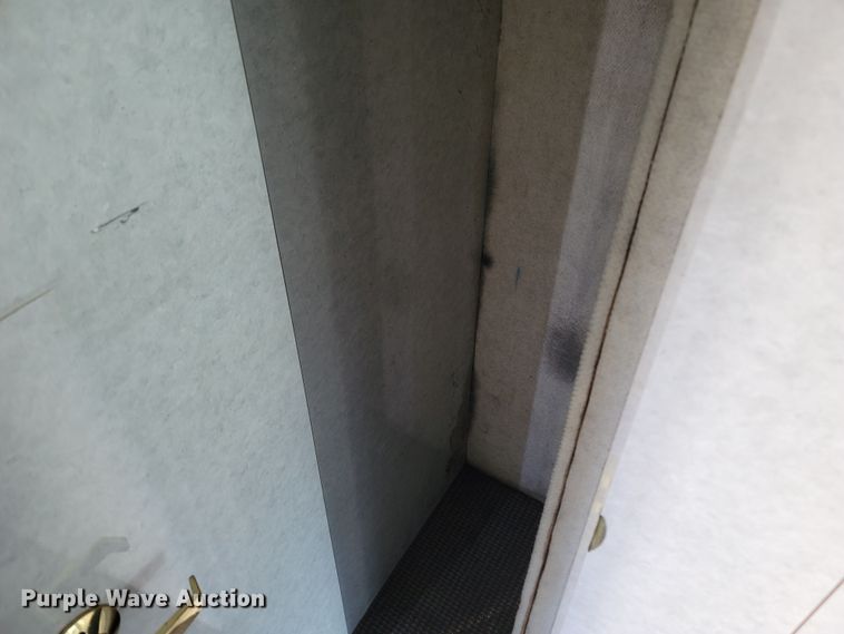 image for item MB9825 1998 Newell  RV