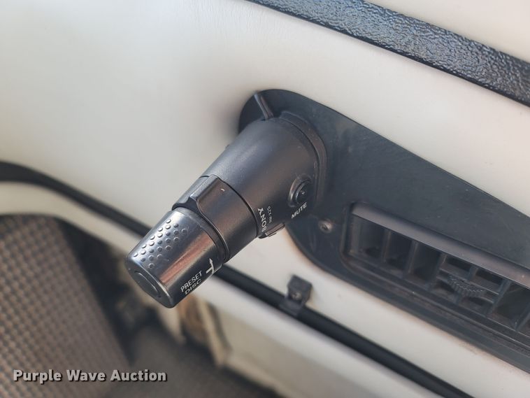 image for item MB9825 1998 Newell  RV