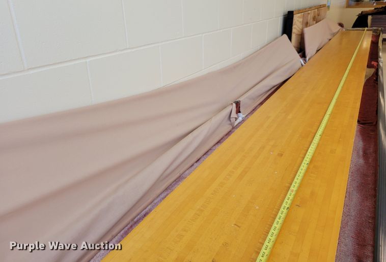 image for item MC9543 Shuffleboard table