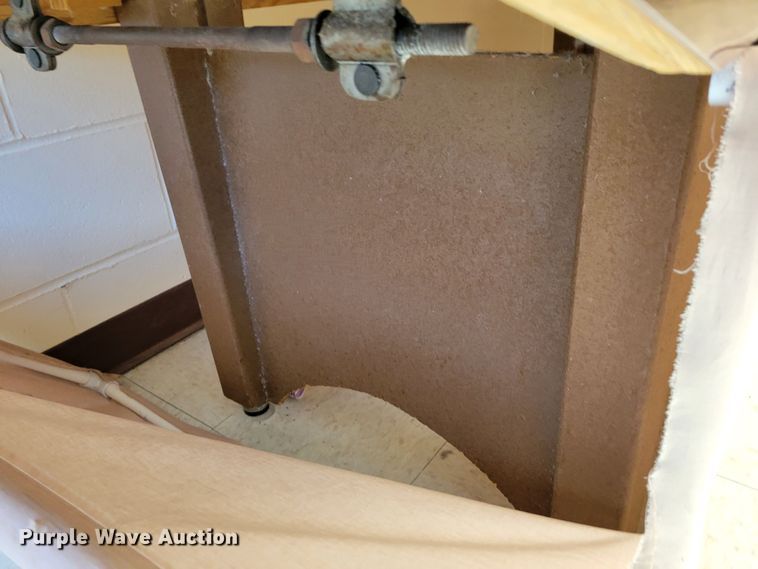 image for item MC9543 Shuffleboard table