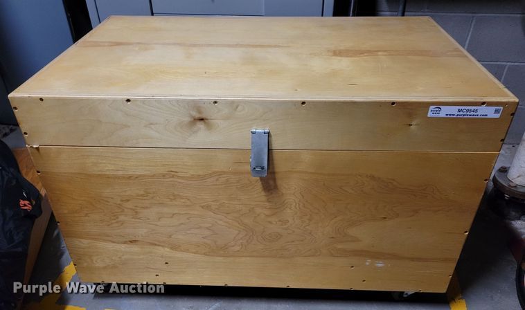 image for item MC9545 Archery box