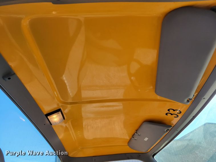 image for item MC9546 1995 Ford F150 XL  pickup truck