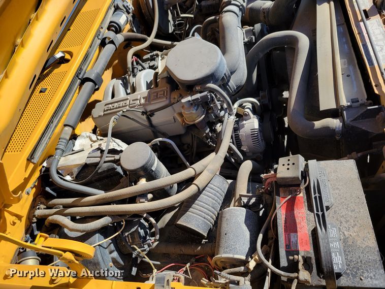 image for item MC9546 1995 Ford F150 XL  pickup truck