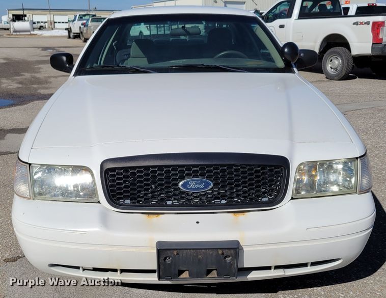 image for item MC9547 2010 Ford Crown Victoria Police Interceptor