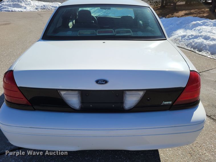 image for item MC9547 2010 Ford Crown Victoria Police Interceptor