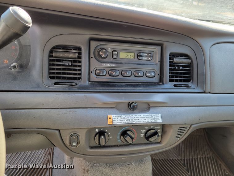 image for item MC9547 2010 Ford Crown Victoria Police Interceptor