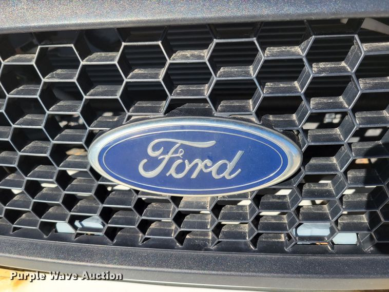 image for item MC9547 2010 Ford Crown Victoria Police Interceptor