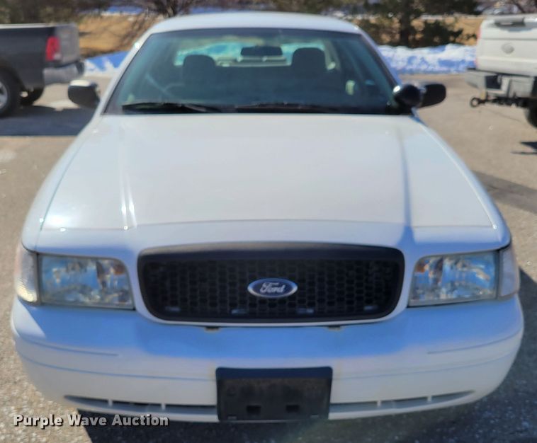 image for item MC9548 2010 Ford Crown Victoria Police Interceptor