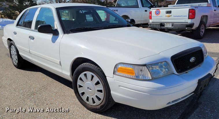 image for item MC9548 2010 Ford Crown Victoria Police Interceptor