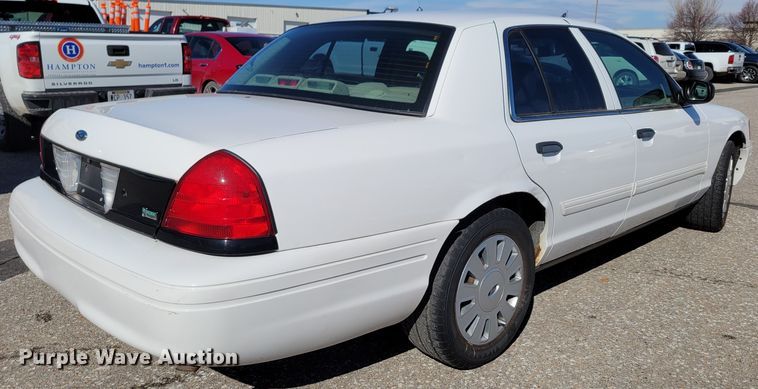 image for item MC9548 2010 Ford Crown Victoria Police Interceptor