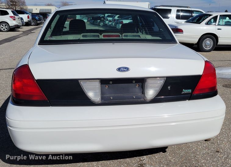 image for item MC9548 2010 Ford Crown Victoria Police Interceptor