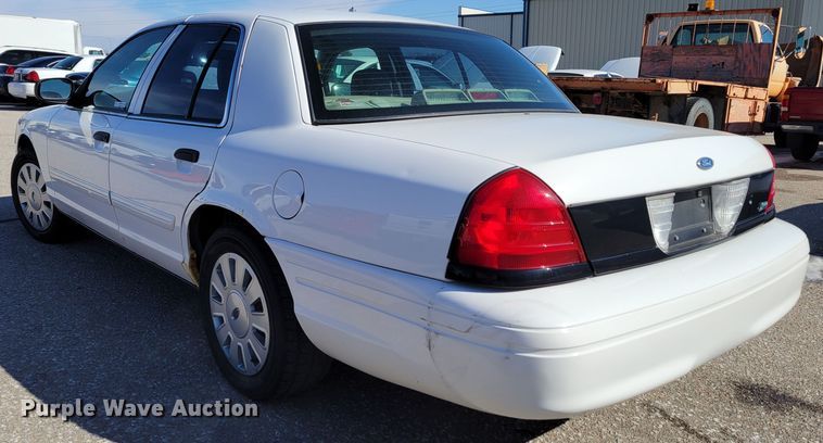 image for item MC9548 2010 Ford Crown Victoria Police Interceptor