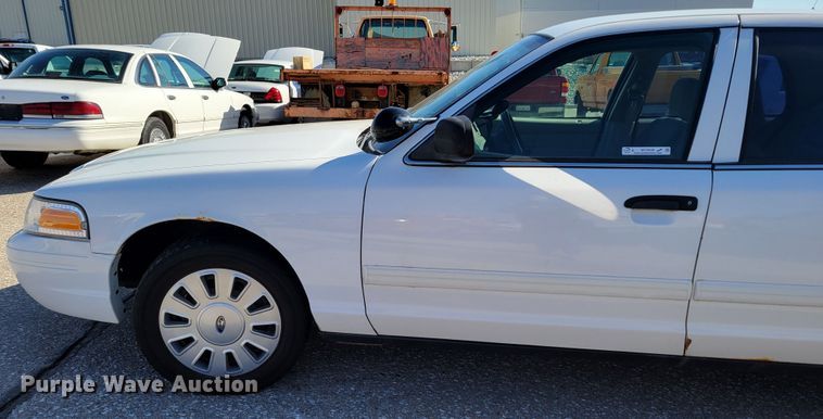image for item MC9548 2010 Ford Crown Victoria Police Interceptor