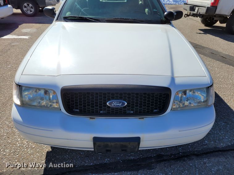 image for item MC9548 2010 Ford Crown Victoria Police Interceptor