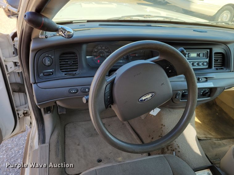 image for item MC9548 2010 Ford Crown Victoria Police Interceptor