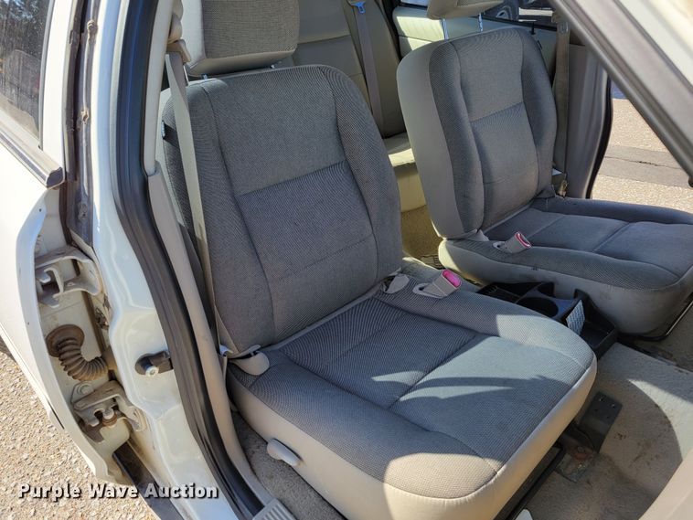 image for item MC9548 2010 Ford Crown Victoria Police Interceptor