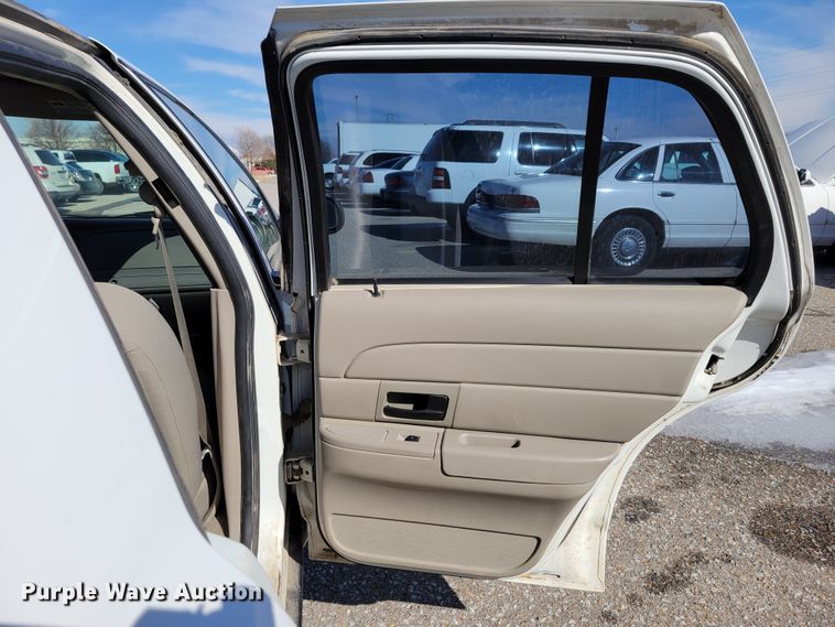 image for item MC9548 2010 Ford Crown Victoria Police Interceptor