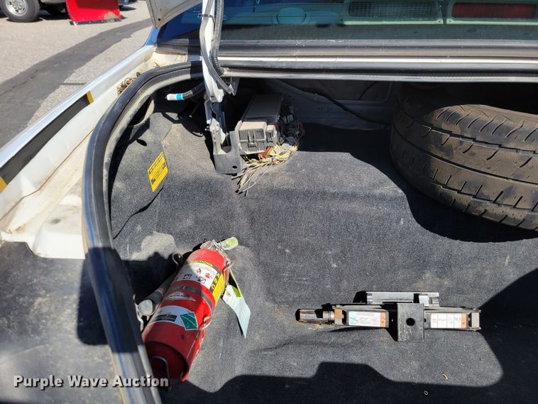 image for item MC9548 2010 Ford Crown Victoria Police Interceptor