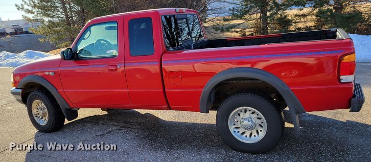 image for item MC9549 1998 Ford Ranger XLT  SuperCab pickup truck