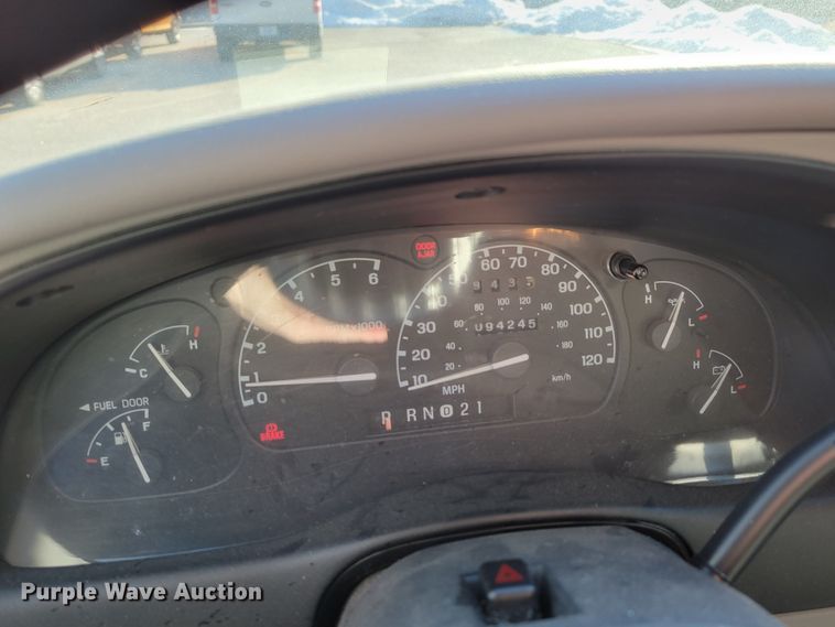 image for item MC9549 1998 Ford Ranger XLT  SuperCab pickup truck