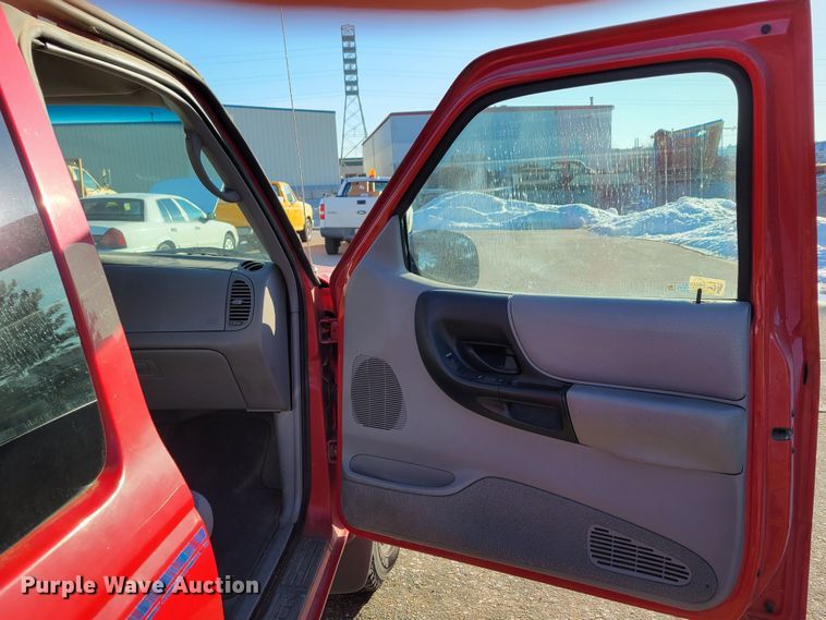 image for item MC9549 1998 Ford Ranger XLT  SuperCab pickup truck