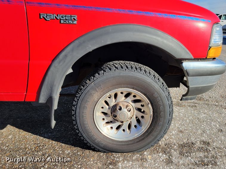 image for item MC9549 1998 Ford Ranger XLT  SuperCab pickup truck