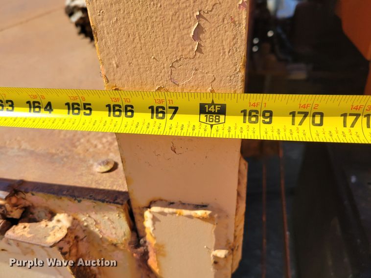 image for item MC9550 2000 GMC C6500  flatbed truck