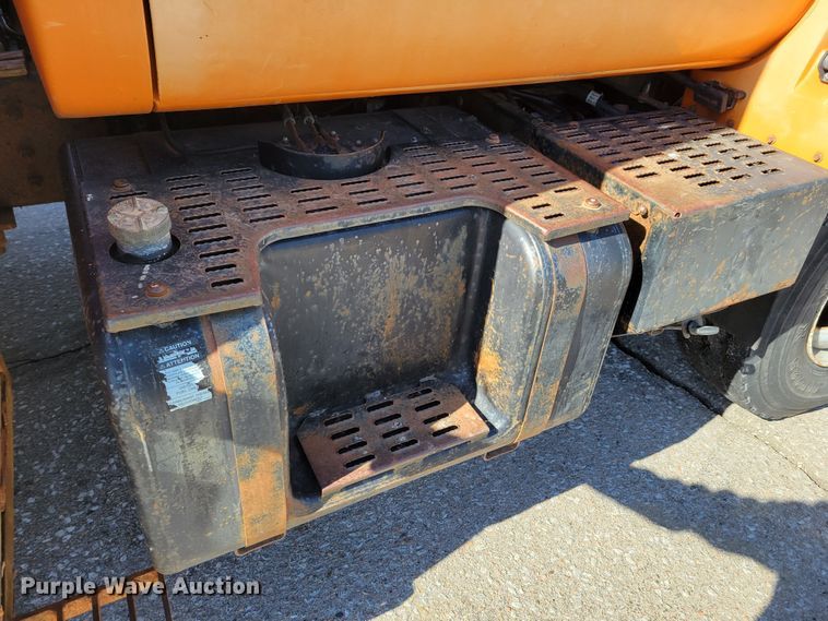 image for item MC9550 2000 GMC C6500  flatbed truck