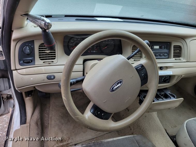 image for item MC9551 2008 Ford Crown Victoria Police Interceptor