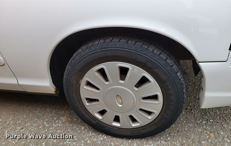 image for item MC9551 2008 Ford Crown Victoria Police Interceptor