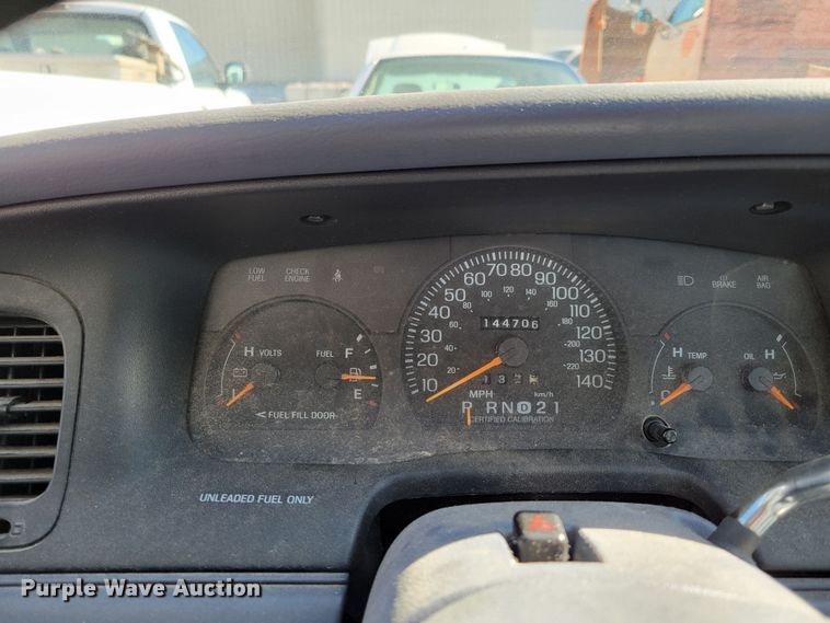 image for item MC9552 1997 Ford Crown Victoria Police Interceptor