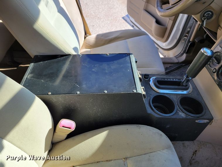 image for item MC9553 2007 Ford Explorer XLT  SUV