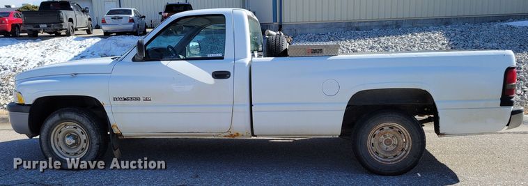 image for item MC9554 2001 Dodge Ram 1500  pickup truck