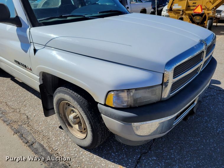 image for item MC9554 2001 Dodge Ram 1500  pickup truck