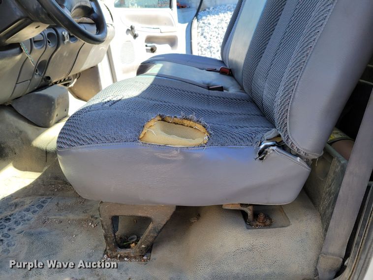 image for item MC9554 2001 Dodge Ram 1500  pickup truck