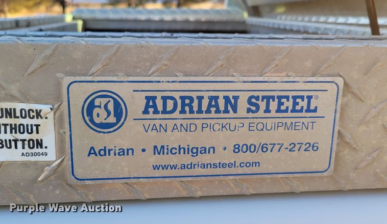 image for item MC9555 2002 Chevrolet Silverado 1500  pickup truck