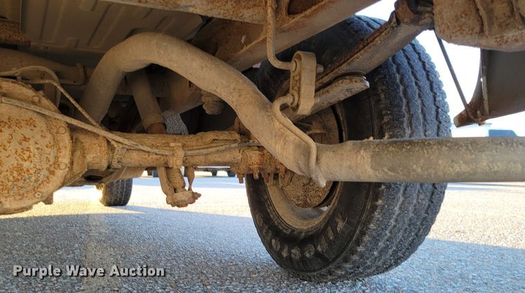 image for item MC9555 2002 Chevrolet Silverado 1500  pickup truck